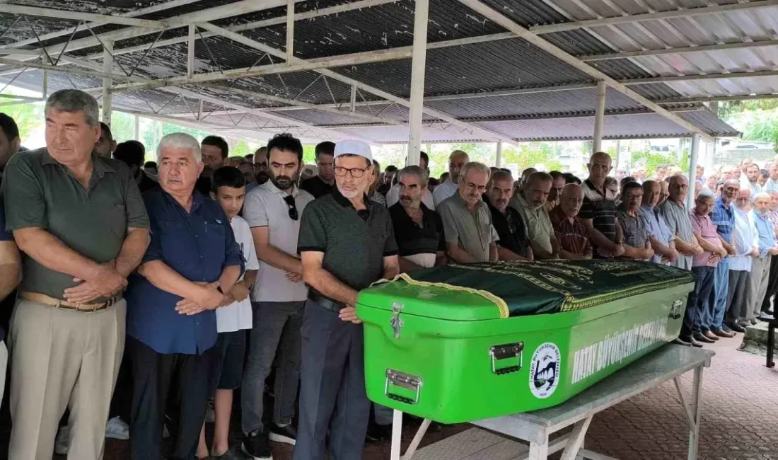 Hatay’ın Dörtyol ilçesinde görev yapan İngilizce öğretmeni Tuğba Soylu, uzun