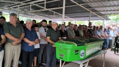 Hatay’ın Dörtyol ilçesinde görev yapan İngilizce öğretmeni Tuğba Soylu, uzun