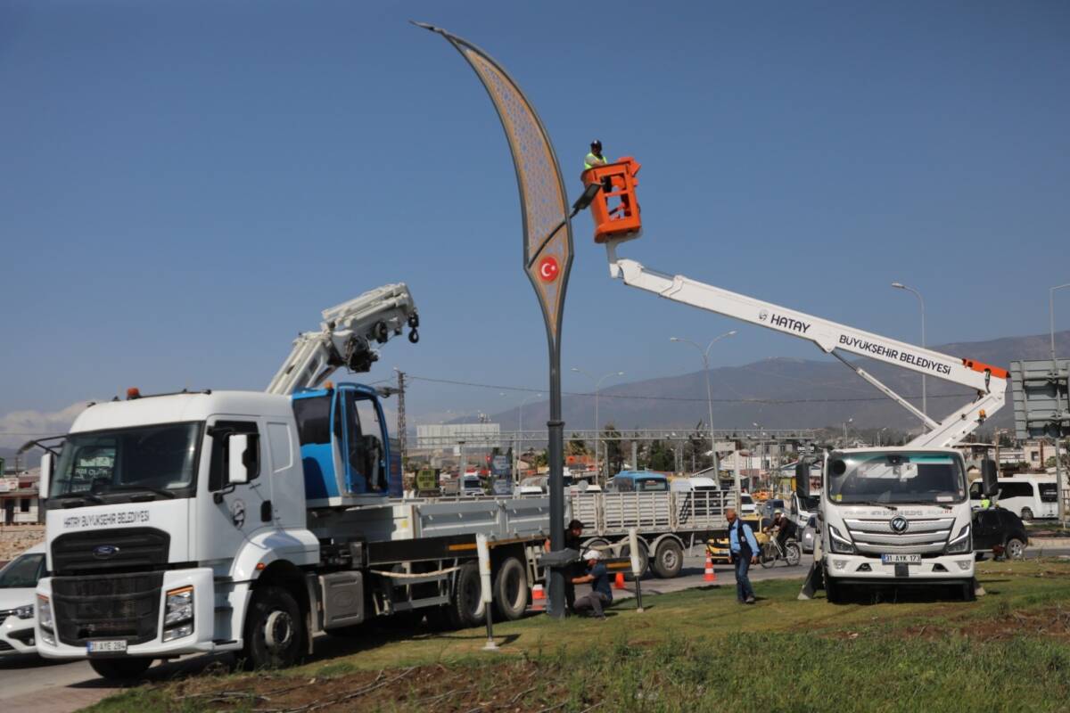 Hatay’ın ulaşım trafiğini rahatlatacak Habibi Neccar Kavşağı Üst Geçit Projesi