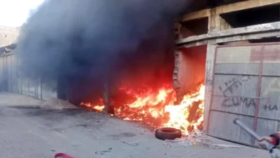 Hatay’ın Kırıkhan ilçesinde Cumhuriyet Mahallesi’nde meydana gelen yangın, hızlı müdahale