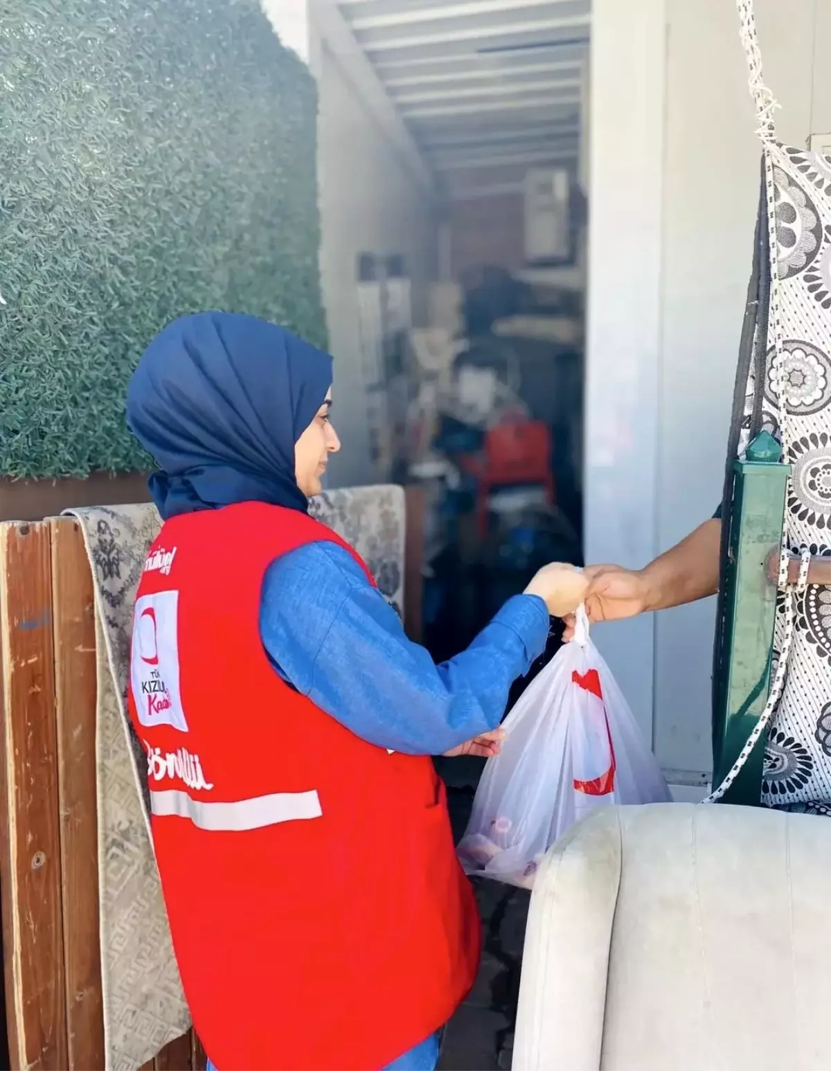 Türk Kızılay Hatay Şubesi, hayırsever bir bağışçının bağışladığı adaklık kurban