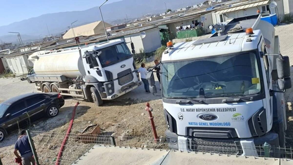 Hatay’ın Defne ilçesindeki Şükrü Kanatlı ve Özyeğin Konteyner Kentleri yaklaşık