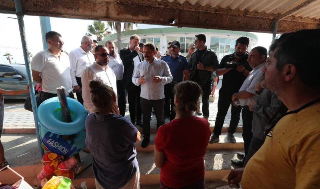 Hatay’ın Samandağ ilçesinde, Hatay Valisi Mustafa Masatlı, İl Emniyet Müdürü