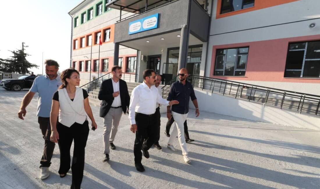 Hatay Valisi Mustafa Masatlı, Defne ilçesinde 6 Şubat 2023’te yaşanan