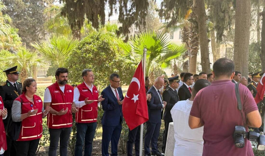30 Ağustos Zafer Bayramı dolayısıyla Hatay Valiliği himayesinde Antakya Şehitliği’nde