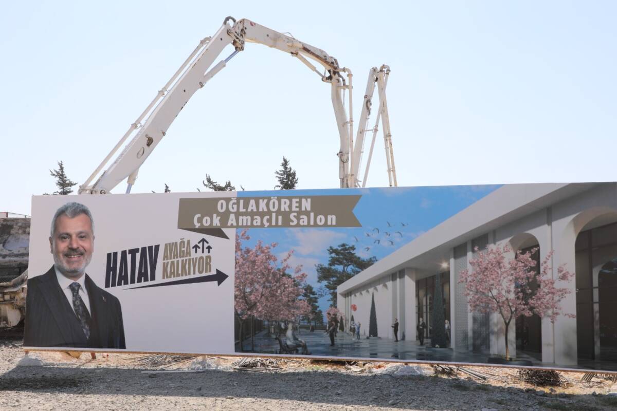 Hatay Büyükşehir Belediyesi (HBB), “Hatay Ayağa Kalkıyor” sloganıyla il genelinde