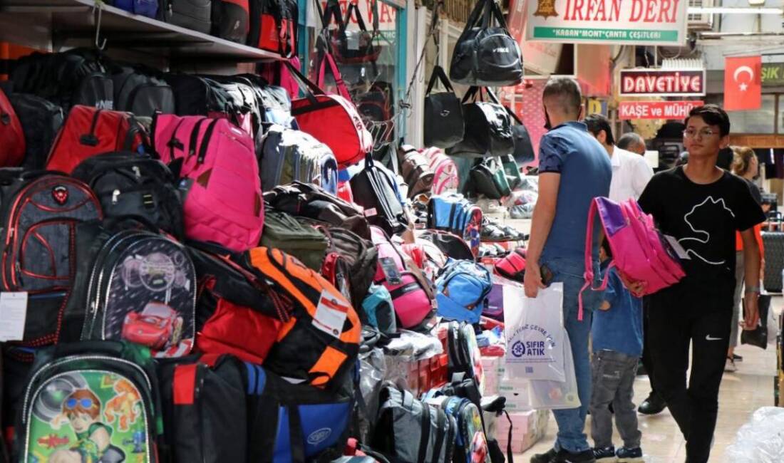 2025-2026 eğitim öğretim yılı için geri sayım devam ederken veliler