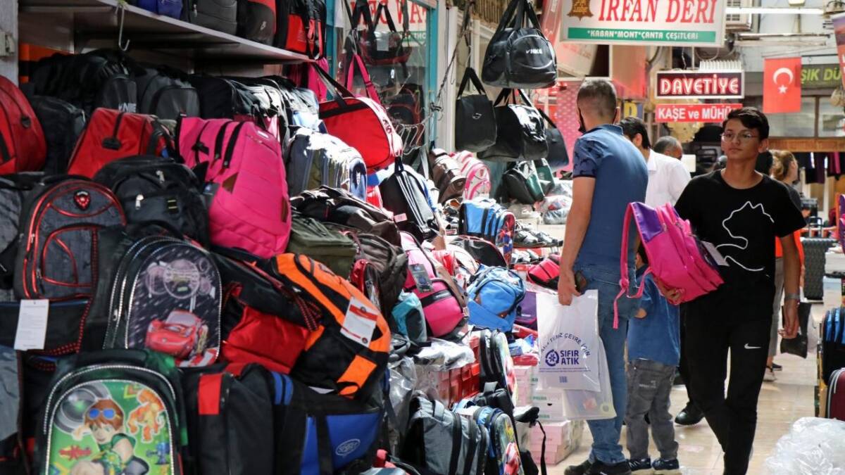 2025-2026 eğitim öğretim yılı için geri sayım devam ederken veliler