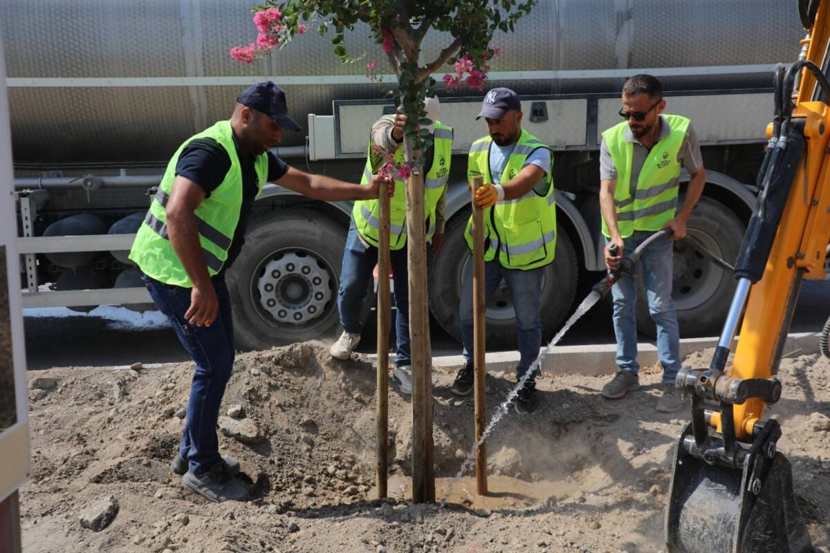Hatay Büyükşehir Belediyesi (HBB), kentin 15 ilçesinde yürüttüğü çalışmalarla mevcut