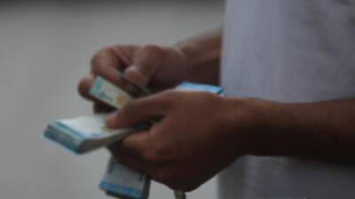 Suriye Merkez Bankası Başkanı Abdülkadir Husariyye, ülkenin parasal ve mali