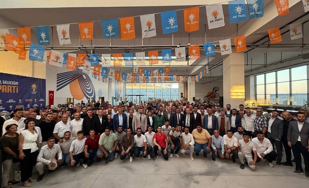 Hatay Teşkilatından Daraltılmış İl Danışma Meclisi Toplantısı Hatay Milletvekili Sn. Abdülkadir Özel, Şanlıurfa Milletvekili Sn. Cevahir Asuman