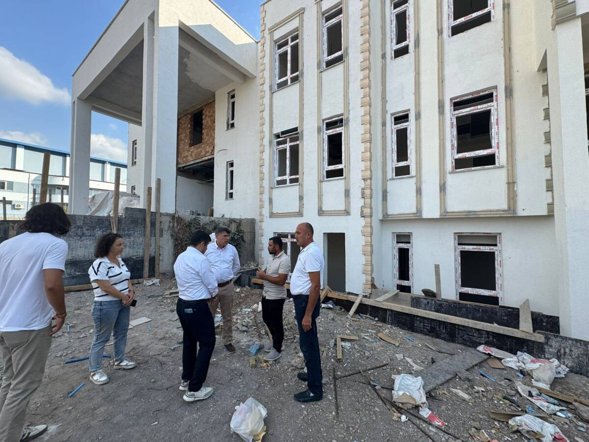 Hatay İl Milli Eğitim Müdürü Dr. Harun Tüysüz, İskenderun’da devam
