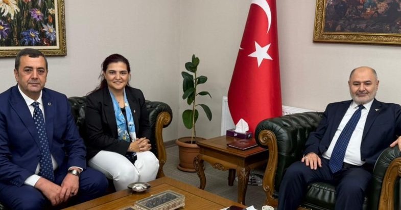 Yumuşak: Reyhanlı için durmadan çalışmaya devam Reyhanlı Belediye Başkanı Ahmet Salman Yumuşak, Ankara temaslarında ilçenin öncelikli