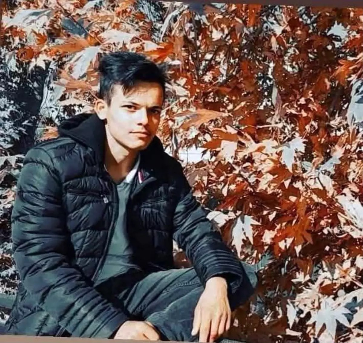 Şantiyede Paletli İş Makinesi Çarptı, Can Verdi