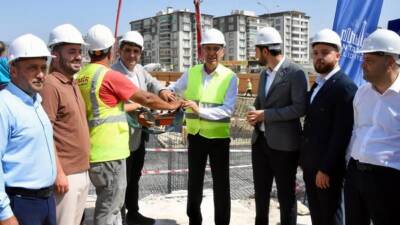 Antakya Belediyesi, Akasya Mahallesi’ne Gençlik Merkezi kazandırıyor.