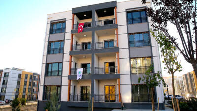 AFAD, TOKİ ve Emlak Konut iş birliğiyle yürütülen deprem konutları