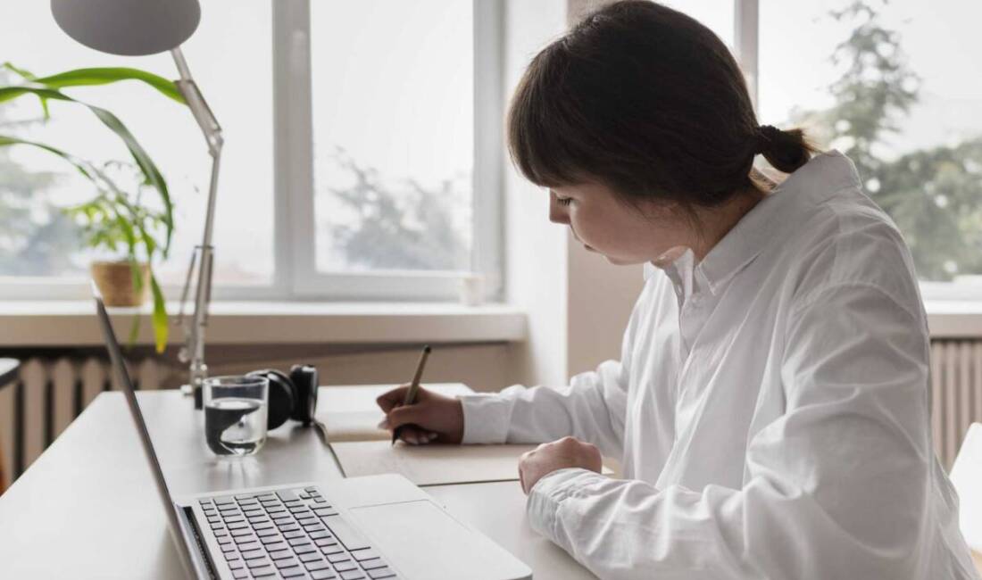 Hatay Büyükşehir Belediyesi (HBB), 2025–2026 eğitim-öğretim yılı kapsamında lise öğrencileri