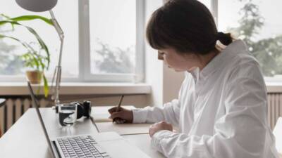 Hatay Büyükşehir Belediyesi (HBB), 2025–2026 eğitim-öğretim yılı kapsamında lise öğrencileri