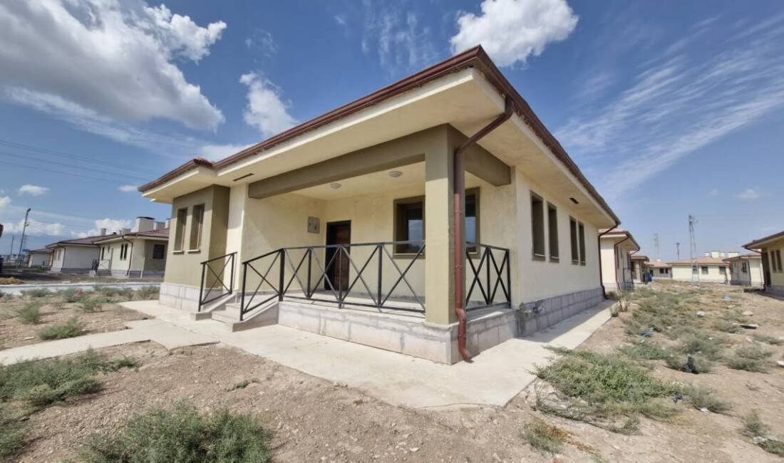 6 Şubat 2023 depremlerinden etkilenen Hatay’ın Kumlu ilçesinde, afetzedeler için