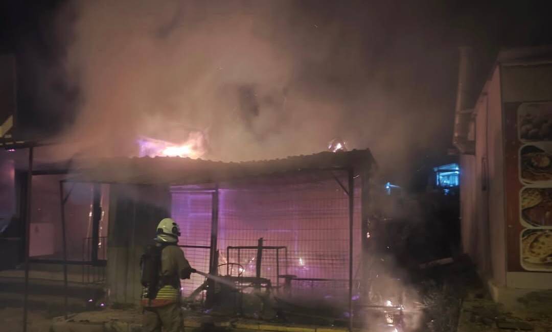 Antakya’da Lokantada Çıkan Yangın Korkuttu Hatay’ın merkez Antakya ilçesi Alaattin Mahallesi’nde bulunan bir lokantada, henüz