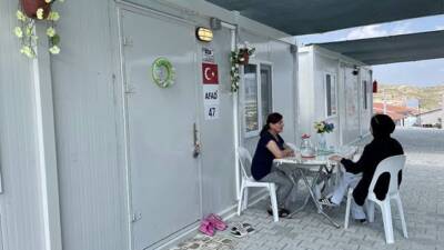 Çevre, Şehircilik ve İklim Değişikliği Bakanı Murat Kurum, deprem bölgelerinde