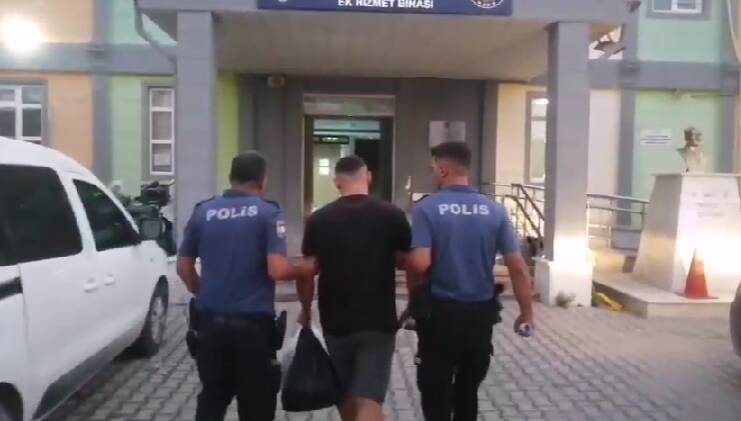 Hatay Emniyet Müdürlüğü ekiplerince, aranan şahısların yakalanmasına yönelik yürütülen çalışmalar