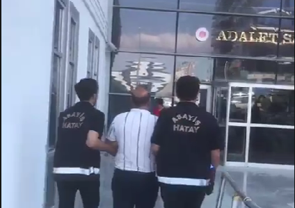 Hatay Emniyeti milyonluk dolandırıcılık ağını çökertti Hatay Emniyet Müdürlüğü ekiplerinin dolandırıcılık suçlarına yönelik yürüttüğü kapsamlı çalışmalar