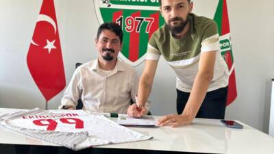 Ekincispor, takımın eski kaptanı Deniz Doksöz ile yeniden anlaşmaya vardı.