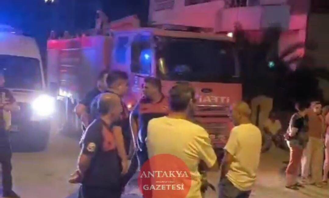 Hatay’ın Antakya ilçesine bağlı Gazi Mahallesi’nde, üç gündür devam eden