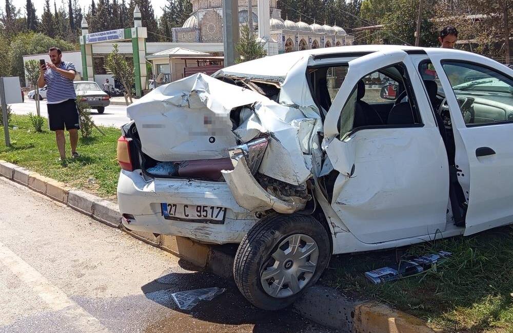 Hatay Kırıkhan’da zincirleme kaza: 6 kişi yaralandı Hatay’ın Kırıkhan ilçesinde çevre yolunda meydana gelen zincirleme trafik kazasında