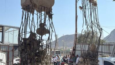   Hatay’ın Antakya ilçesinde Güneyler Grubu’na ait inşaatta gece saatlerinde