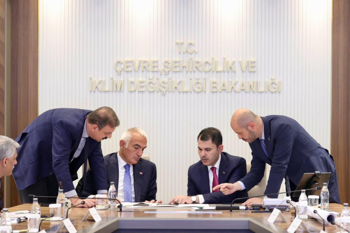 Hatay’ın deprem sonrası yeniden inşası kapsamında yürütülen çalışmalar hız kesmeden