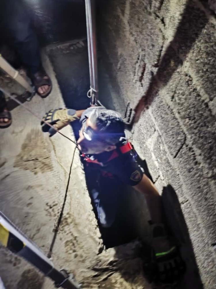 Hatay’ın İskenderun ilçesi Muradiye Mahallesi 228. Sokak’ta bir evin havalandırma