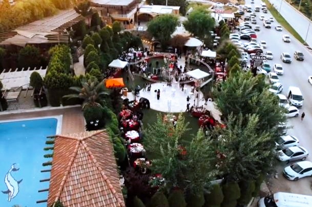 Hatay’ın Defne ilçesinde, Hataylı kadın girişimci ve Özge Butik’in kurucusu