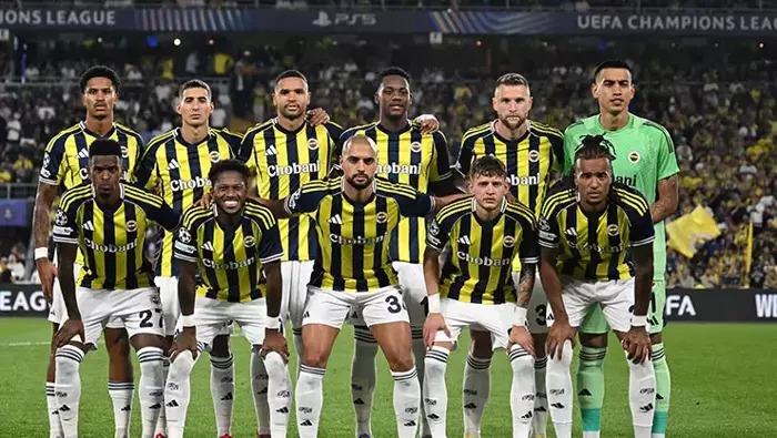 Yeni sezon hazırlıklarını şampiyonluk parolasıyla sürdüren Fenerbahçe, transfer çalışmalarında hız