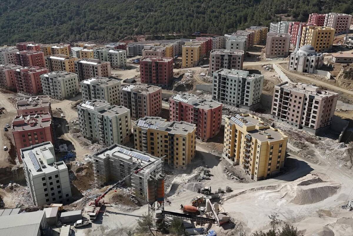 AK Parti Hatay Milletvekili Abdulkadir Özel, Belen Belediye Başkanı İbrahim