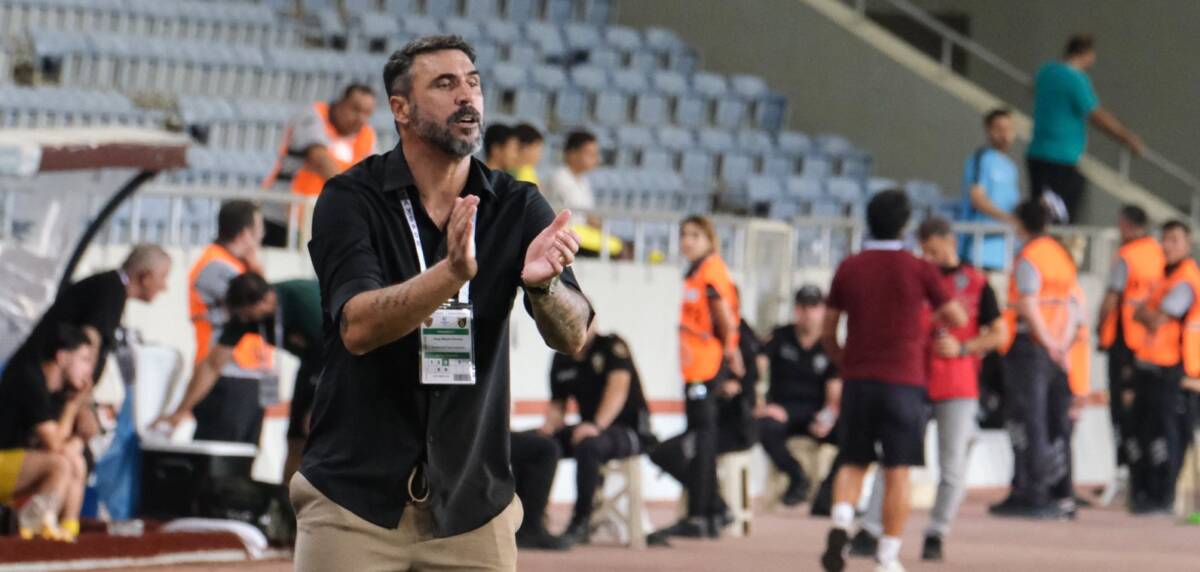 Hatayspor’un yeni teknik direktörü Portekizli Hugo Almeida, takımının başında çıktığı