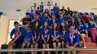 Antakya Belediyesi Spor Kulübü yüzme takımı, İskenderun’da düzenlenen Zafer Bayramı