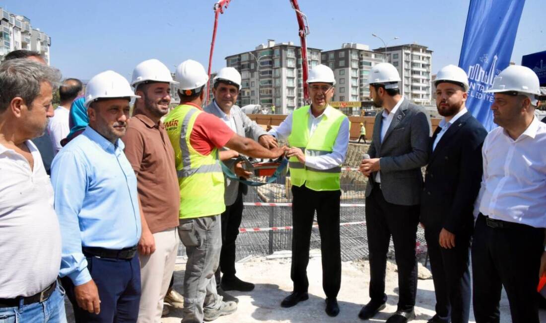 Antakya Belediyesi’nden yeni yatırım: Modern tesisin temeli atıldı Antakya Belediye Başkanı İbrahim Naci Yapar, Akasya Mahallesi’ne kazandırılacak Gençlik