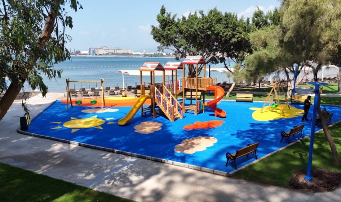 Hatay Payas’ta Türkiye’nin En Büyük Su Oyun Parkı Açılıyor Hatay Büyükşehir Belediyesi, Payas Sahili’nde Türkiye’nin en büyük su oyun