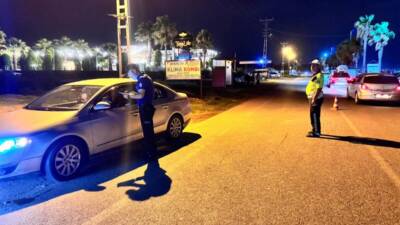 Hatay’ın Dörtyol ilçesinde, İlçe Emniyet Müdürlüğü ekipleri huzur ve güven