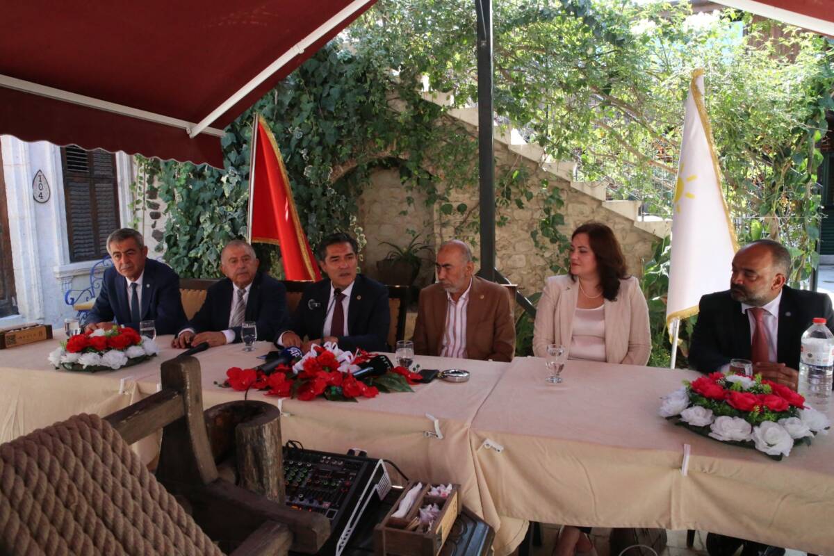 İYİ Parti Genel Başkanı Müsavat Dervişoğlu’nun görevlendirdiği heyet, Antakya’da basın