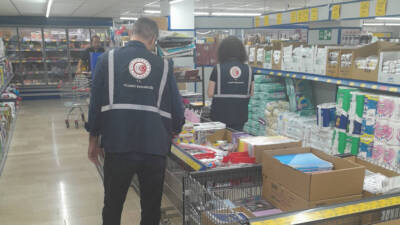 2025-2026 eğitim-öğretim yılı yaklaşırken, öğrenciler ve veliler kırtasiye alışverişine yoğun