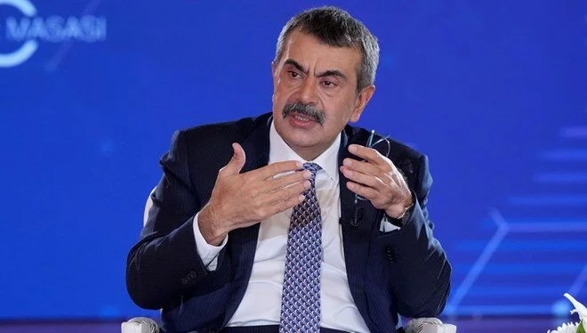 Milli Eğitim Bakanı Yusuf Tekin, 12 yıllık zorunlu eğitimin kısaltılmasına
