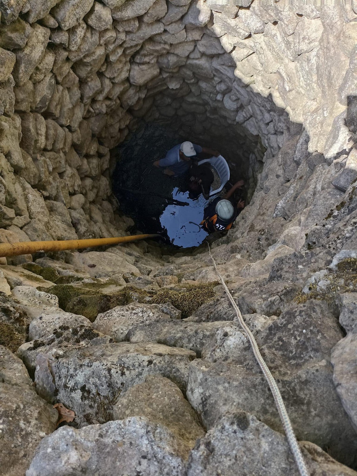 &nbsp; Hatay’ın Yayladağı ilçesinde 18 yaşındaki bir kadın, 7 metre