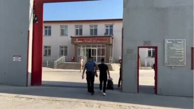 Hatay Emniyet Müdürlüğü ekipleri, aranan şahısların yakalanmasına yönelik yürüttüğü çalışmalar