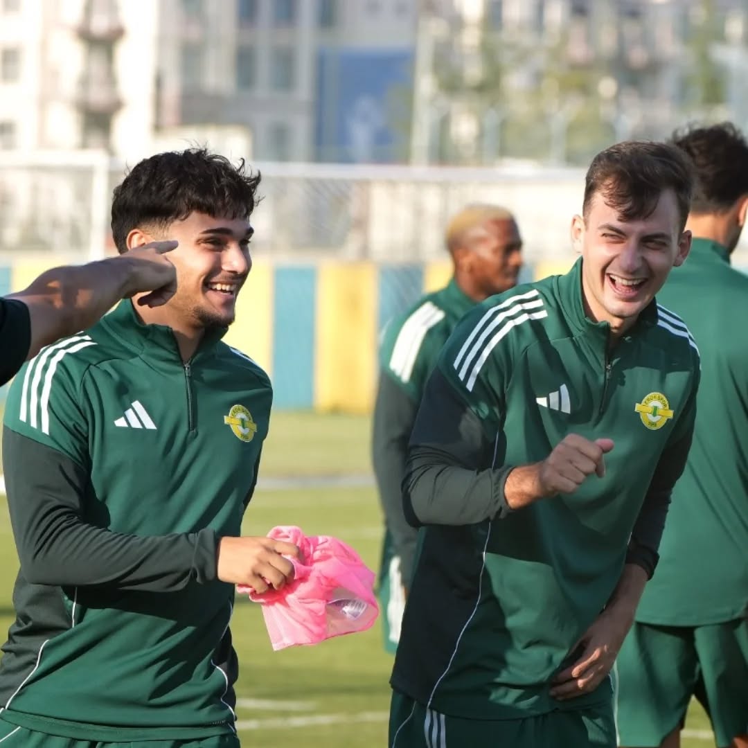 Hatayspor’un bu haftaki rakibi Esenler Erokspor, karşılaşmaya yoğun tempoda hazırlanıyor.