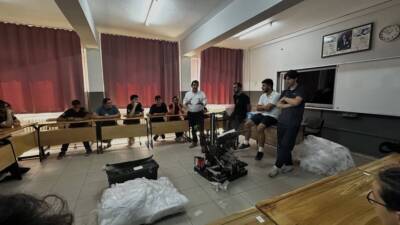 Hatay Fen Lisesi öğrencileri, teknoloji ve inovasyon alanındaki başarılarına bir