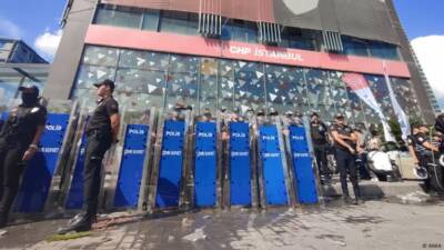 Cumhuriyet Halk Partisi’nde (CHP) İstanbul İl Kongresi sonrası başlayan tartışmalar,