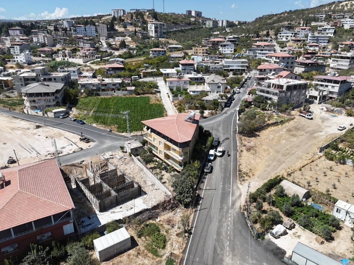 Hatay Büyükşehir Belediyesi (HBB), il genelinde yol güvenliğini artırmak ve
